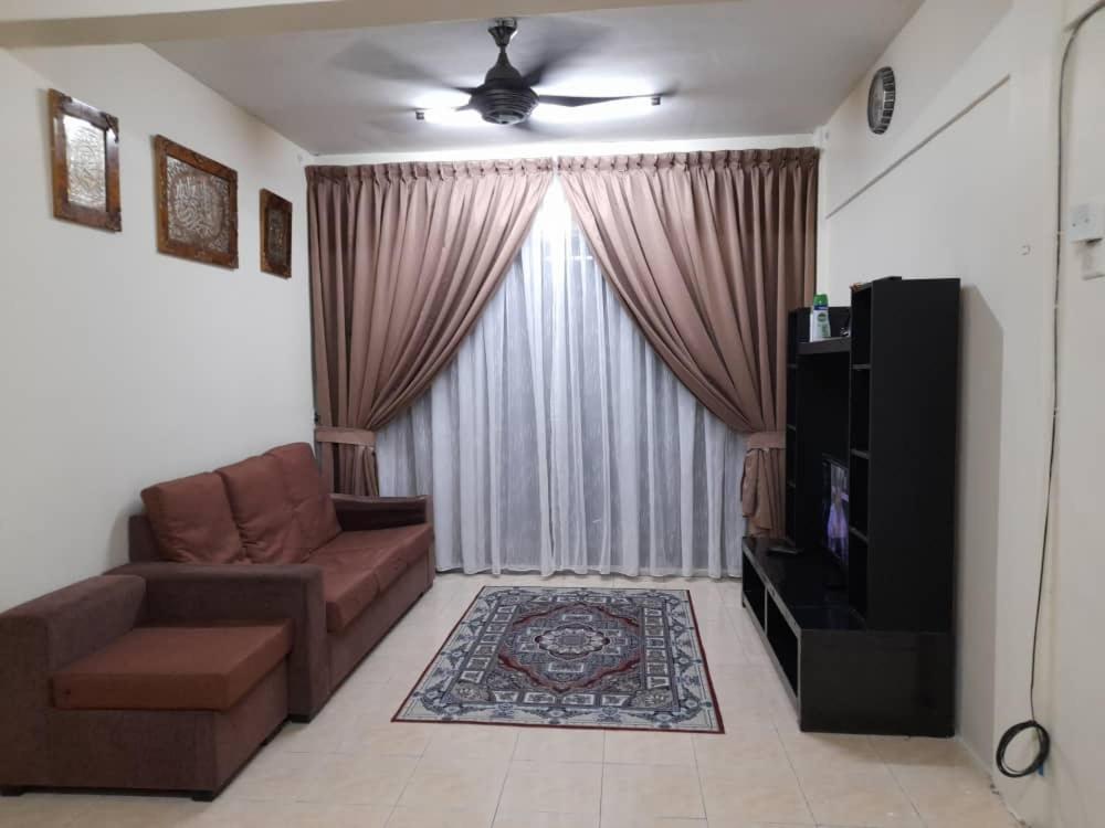 Dhuha Homestay @ Seri Alam Masai , Johor Екстер'єр фото